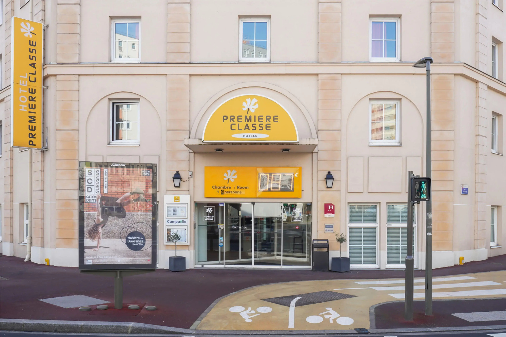 Premiere Classe Paris Ouest - Pont De Suresnes