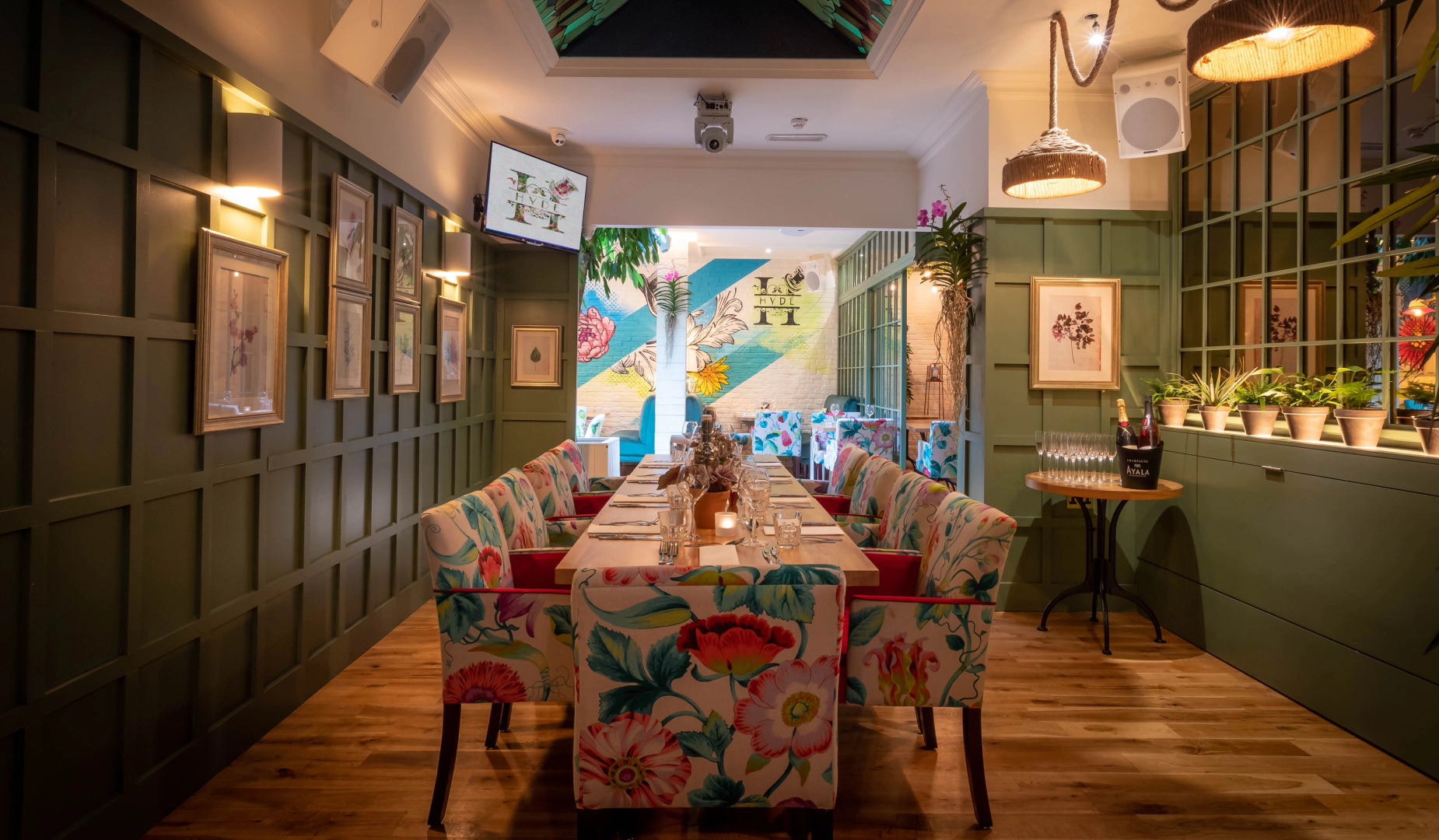 Hyde Hotel (Formerly The Forster Court Hotel)