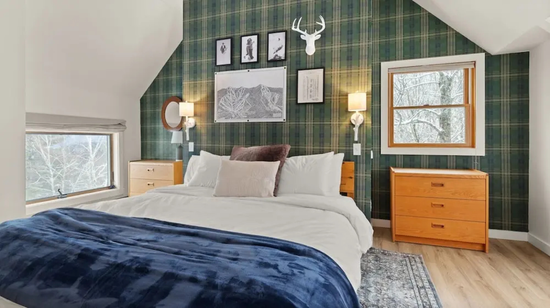 Clyde's Cabin 4 Bedroom Home