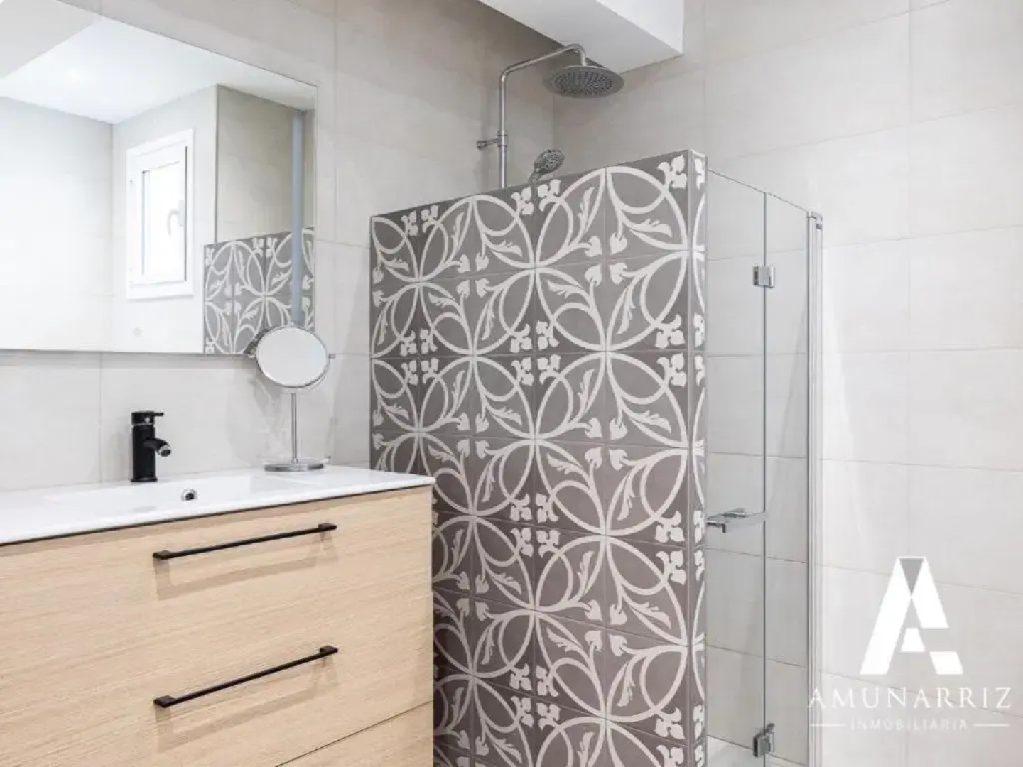 La Muralla by Basquelidays