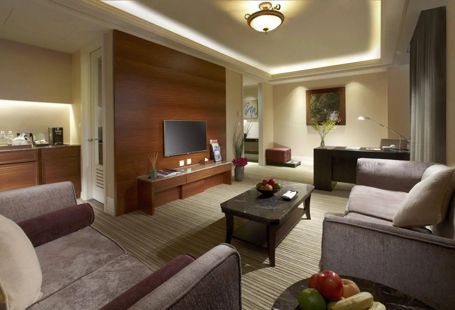 Evergreen Resort Hotel (Jiaosi)