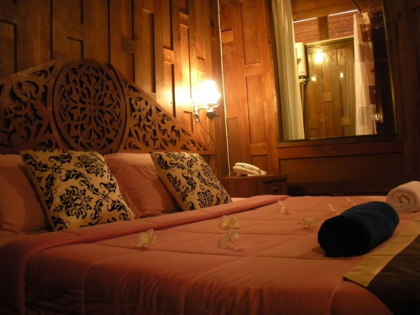 Reunrimnam Resort & Restaurant