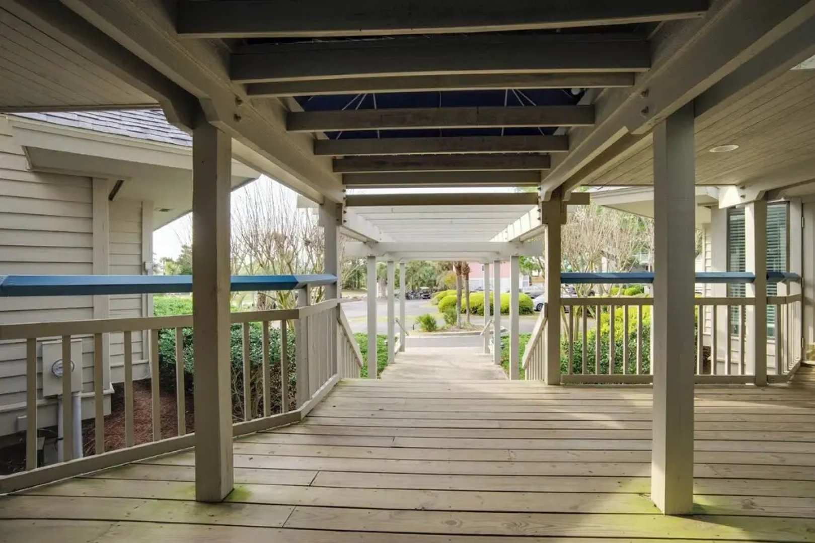 Ocean-view Island Condo w/ Pool: Pets Welcome!