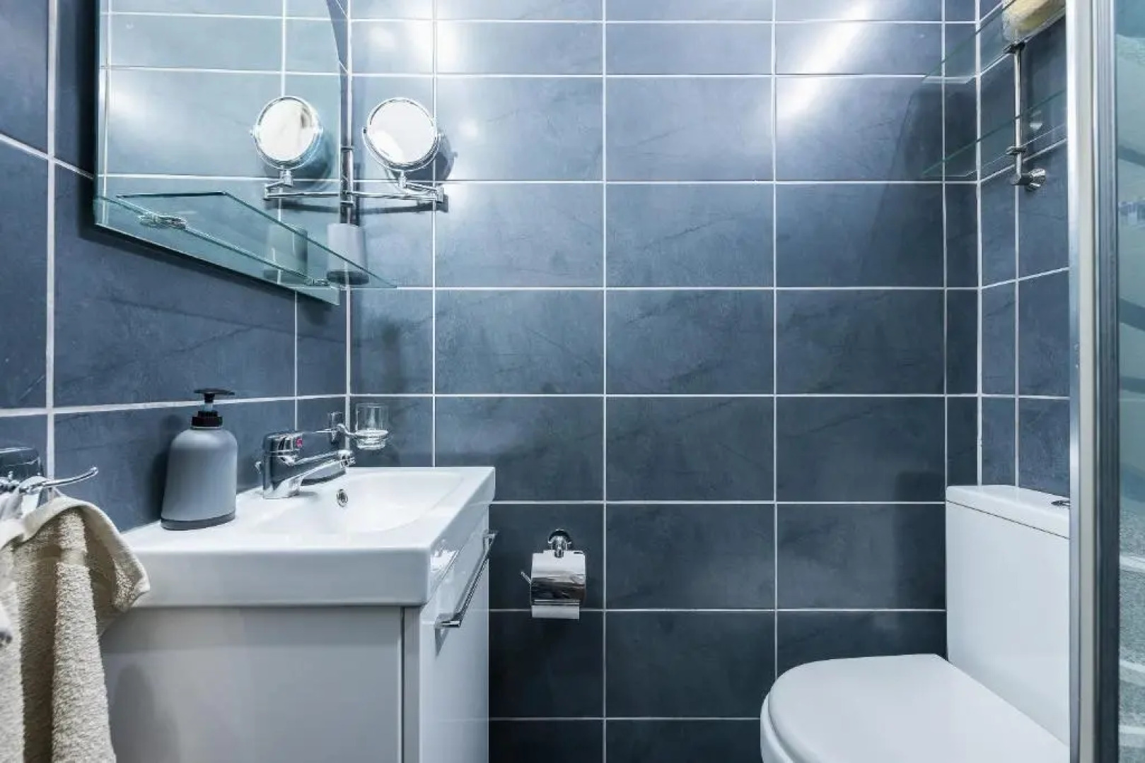 Amazing Apartment Pallini - Near Airport & Metro