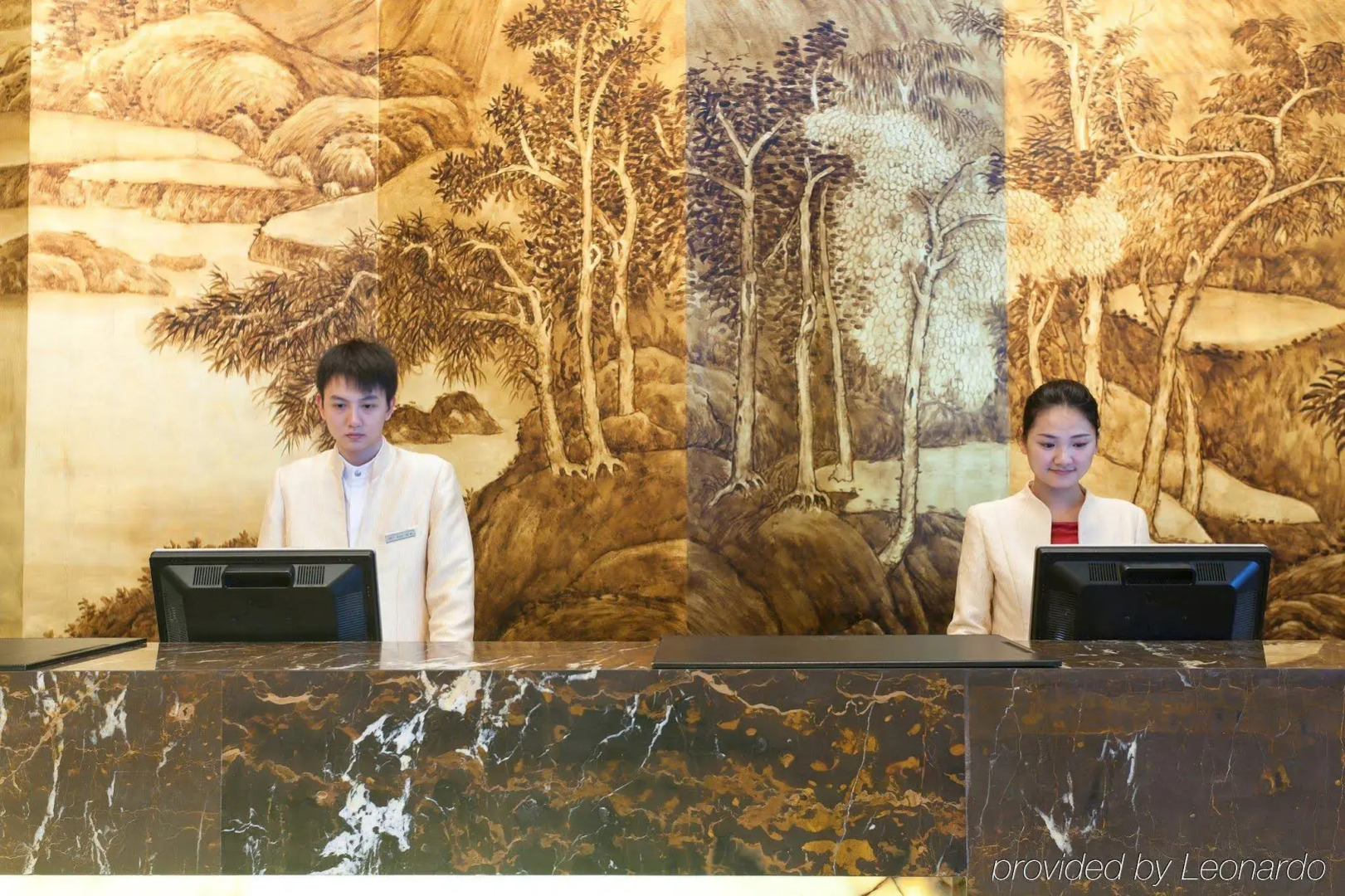 Crowne Plaza Xiangyang by IHG