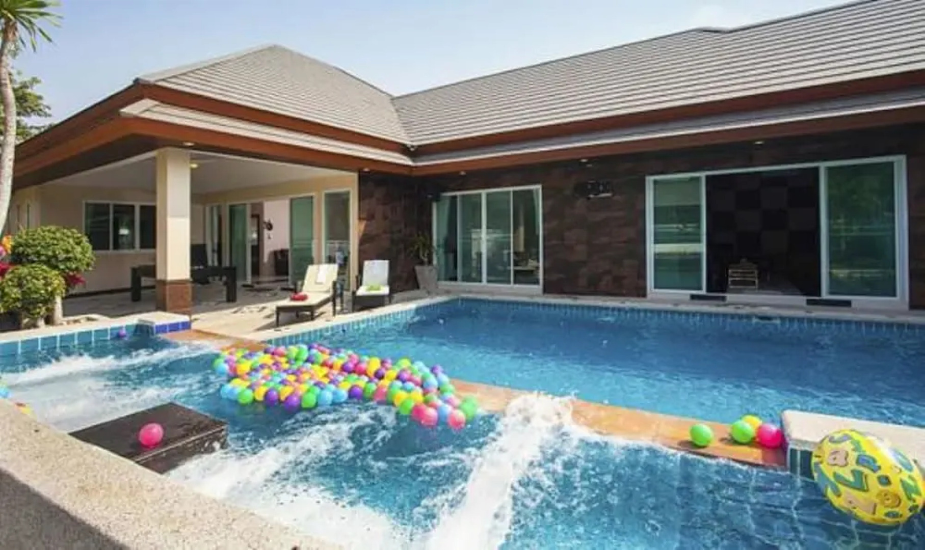 Baan Piamsuk Pool Villa By Pinky