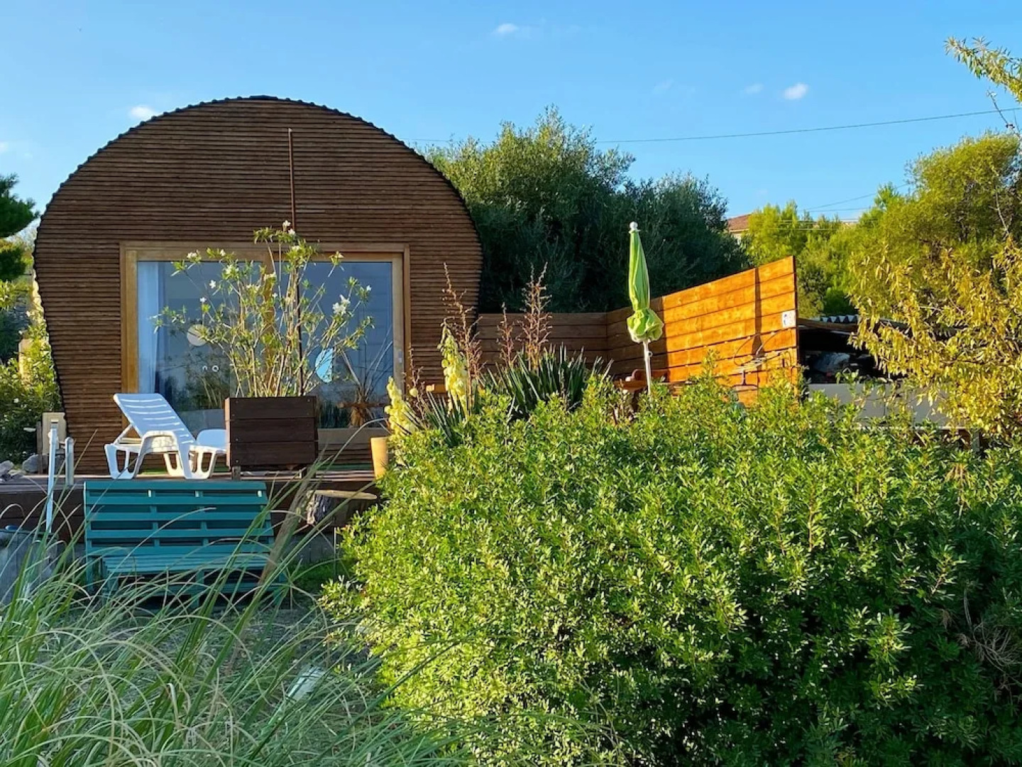 Tipi Lounge and breakfast