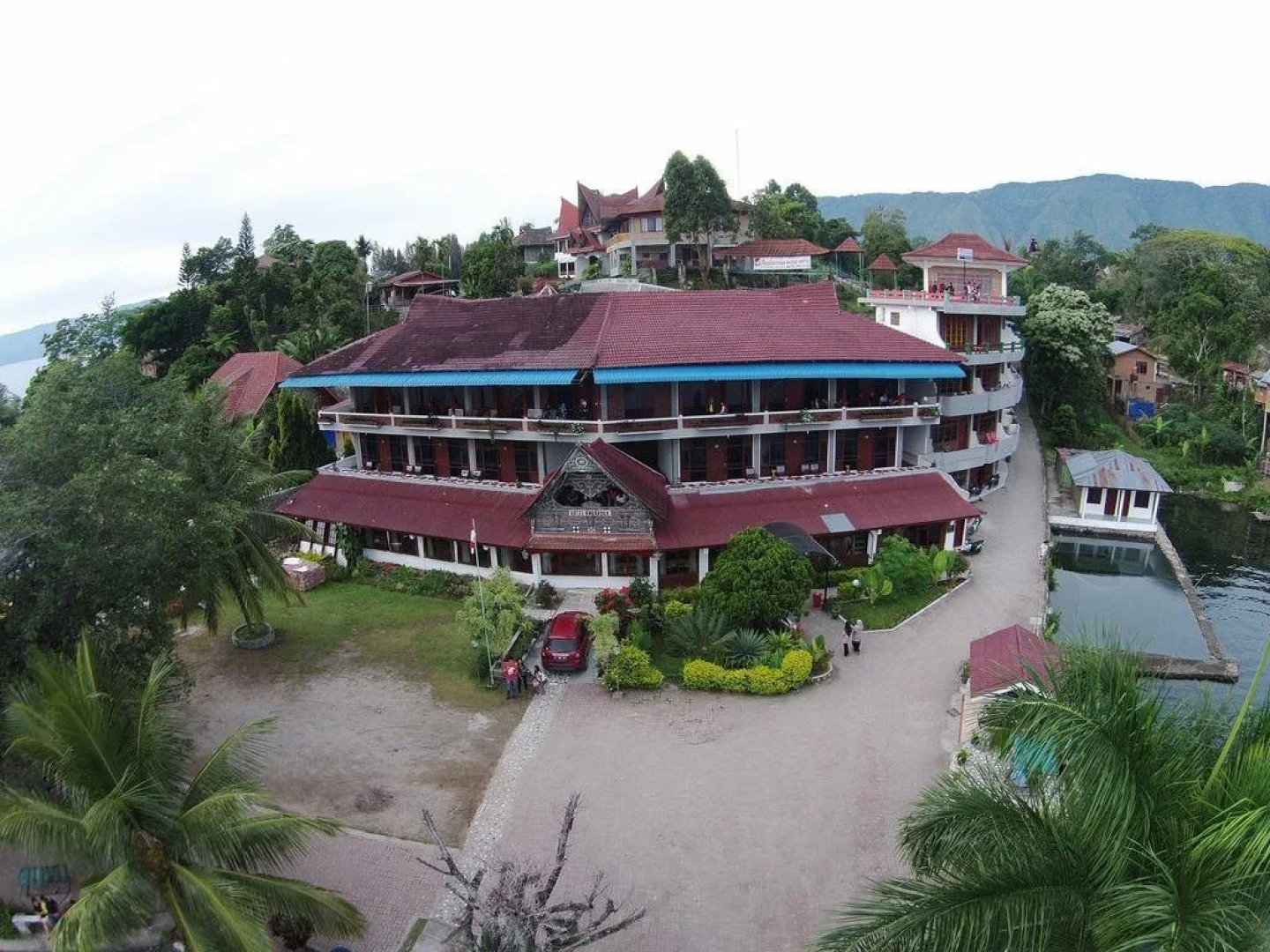 Ambaroba Resort Hotel