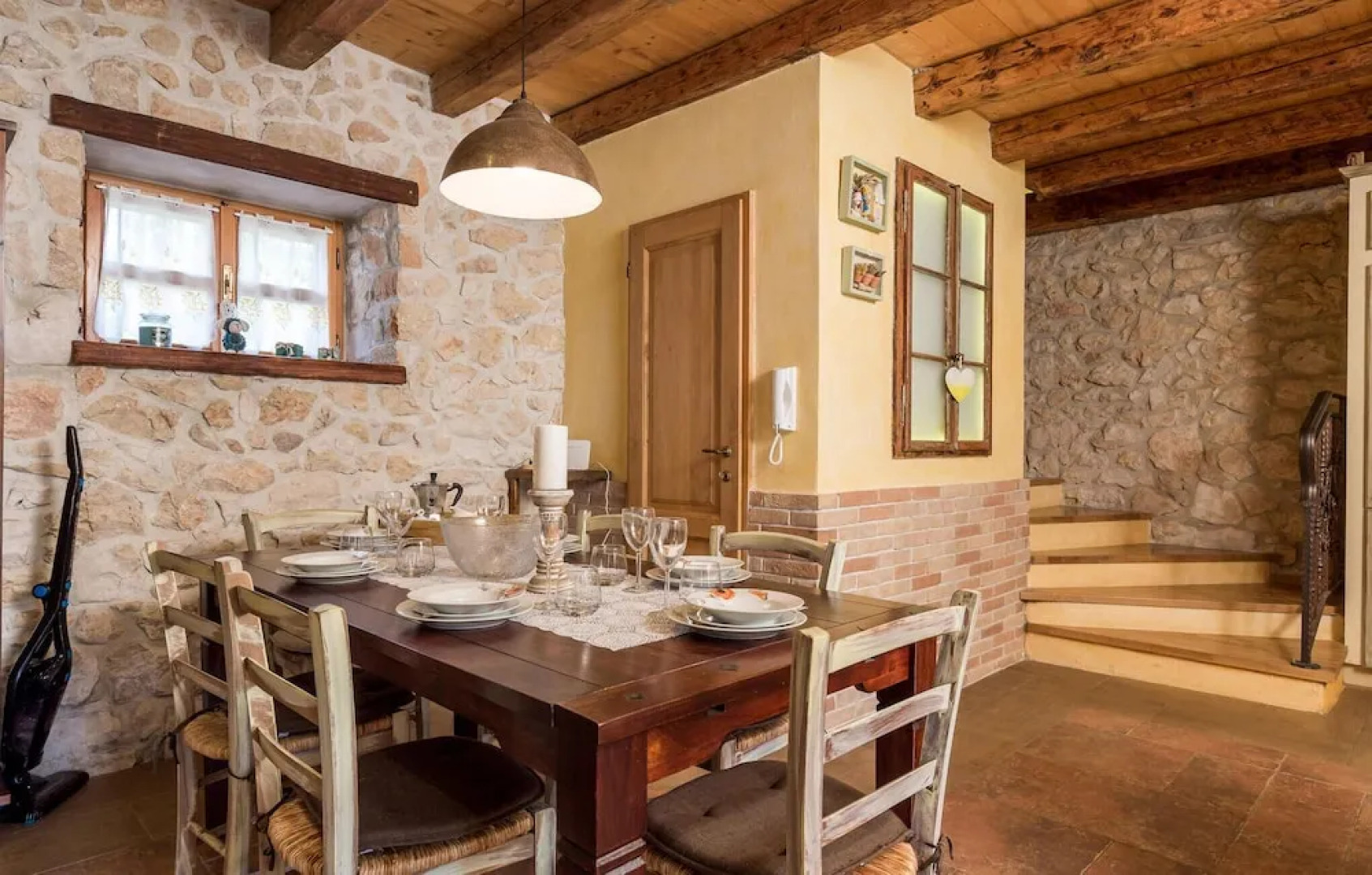 Beautiful Home in Kras With Wifi and 2 Bedrooms