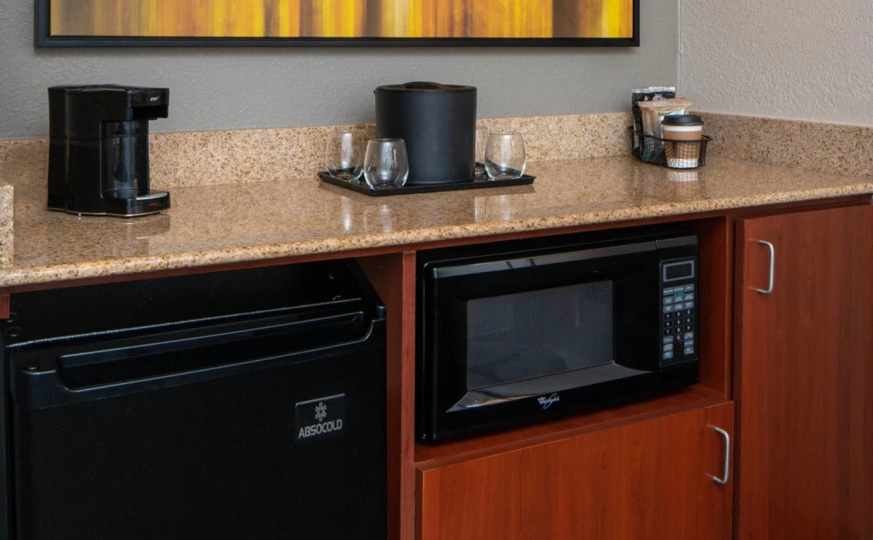 Courtyard by Marriott Nashville Airport