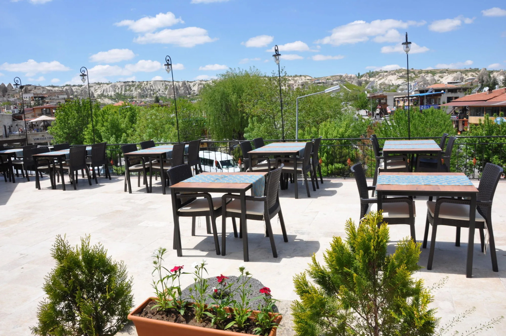 Nomads Cave Hotel & Rooftop