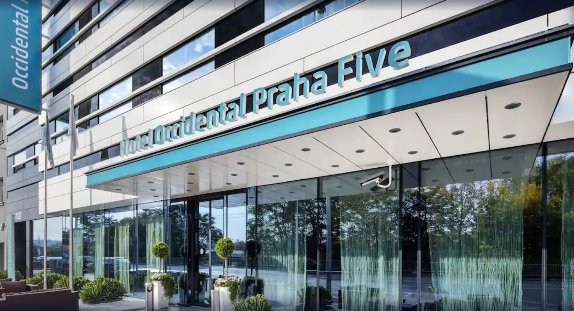 Отель Occidental Praha Five