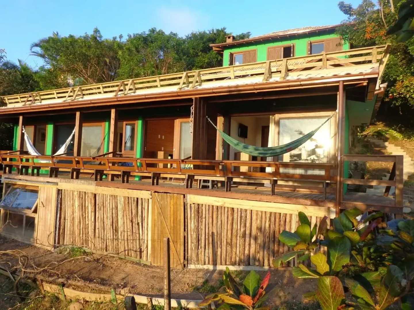 Casa com piscina e incrível vista