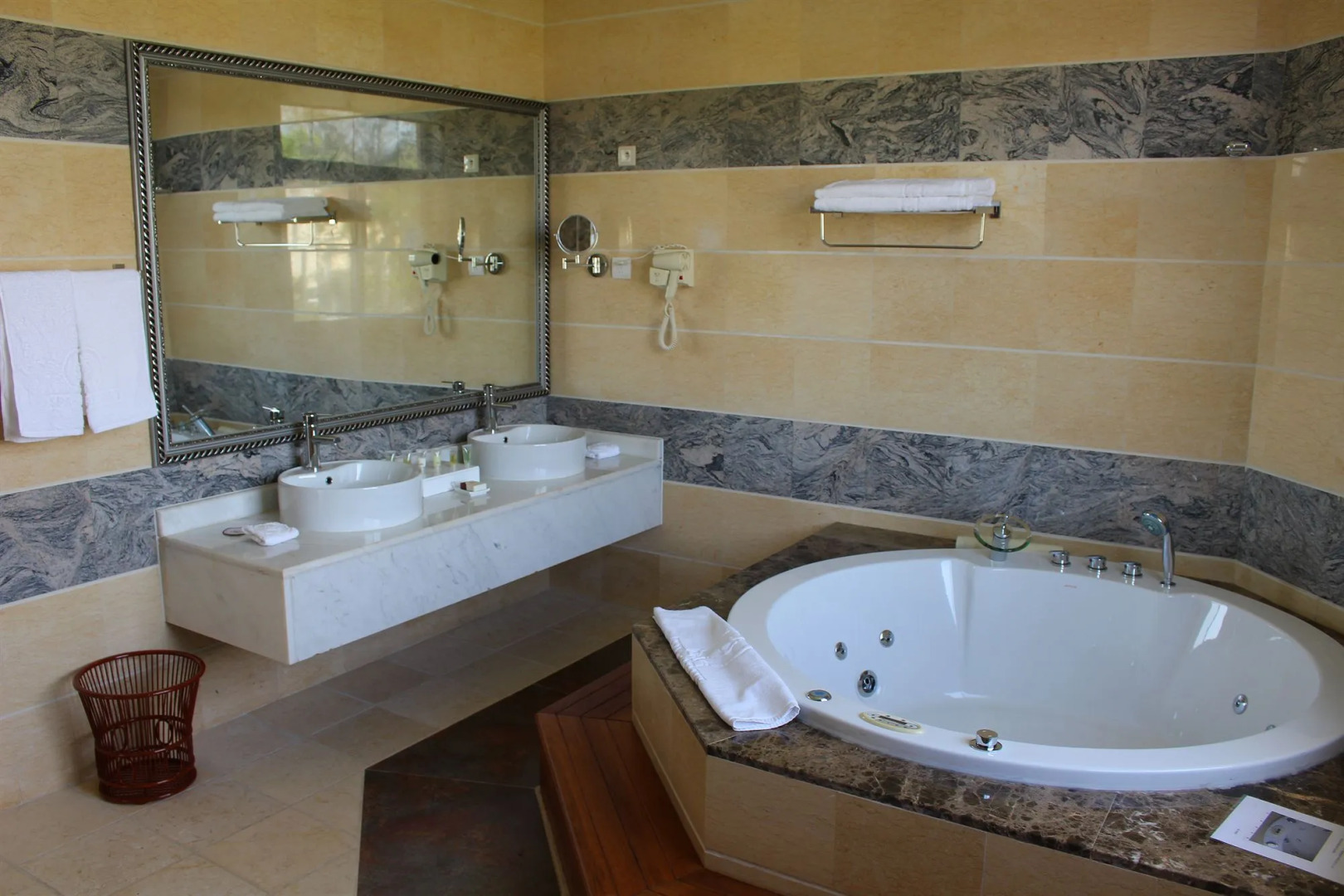 Madagascar Golden Peacock Hotel