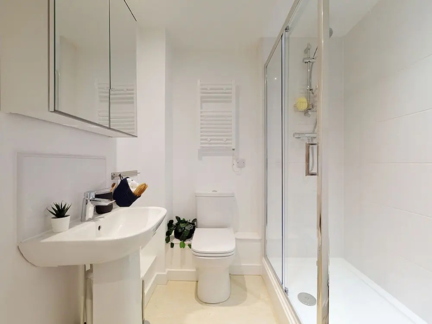 Gorgeous Studios - NEWCASTLE UNDER LYME