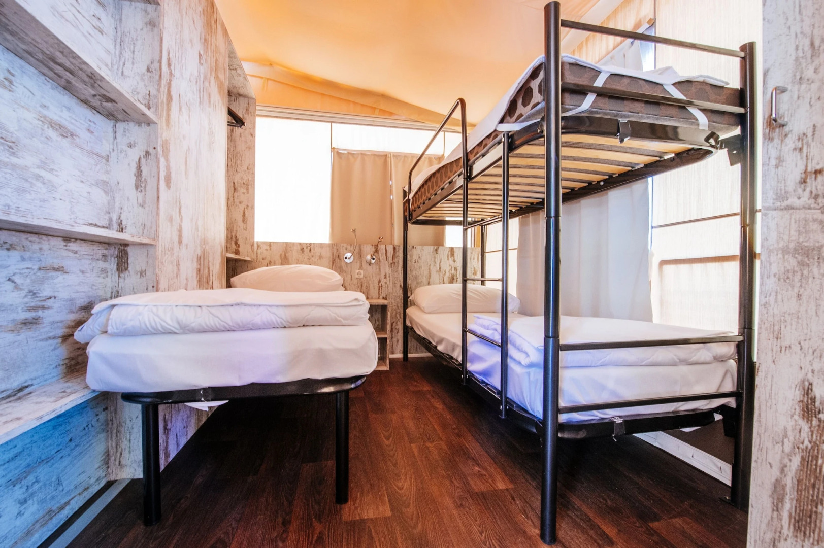 Zaton Holiday Resort Camping homes