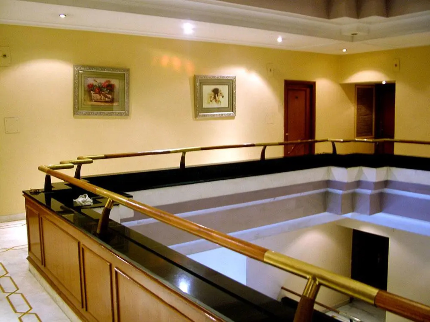 Hotel Ambaji International