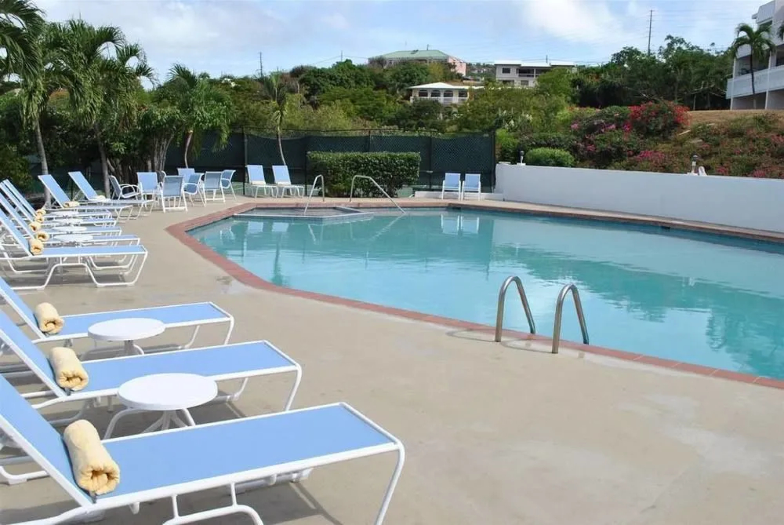 Harbour Beach Villas