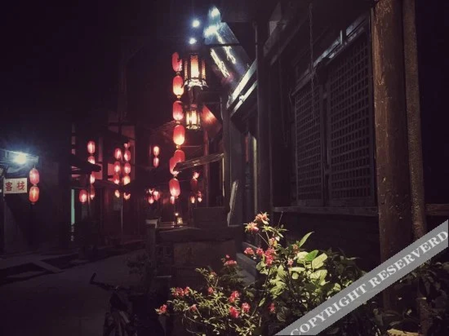 ZAZA Inn