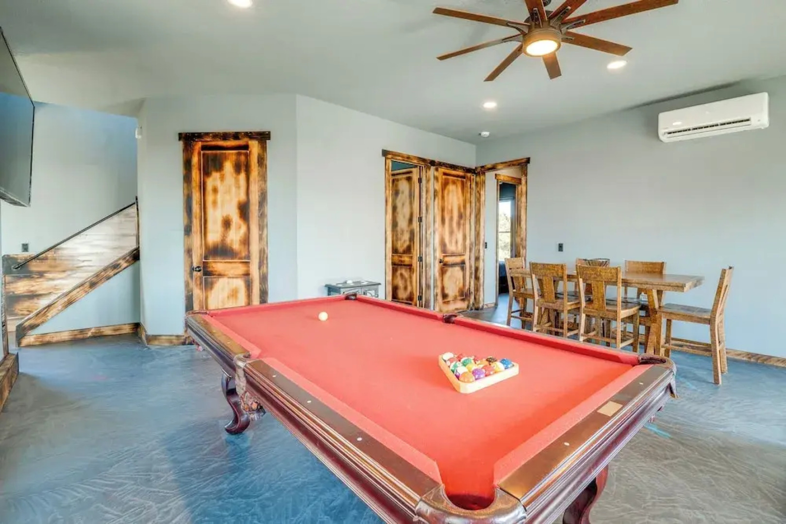 Steps to Shore: Family Beach Getaway in Westport