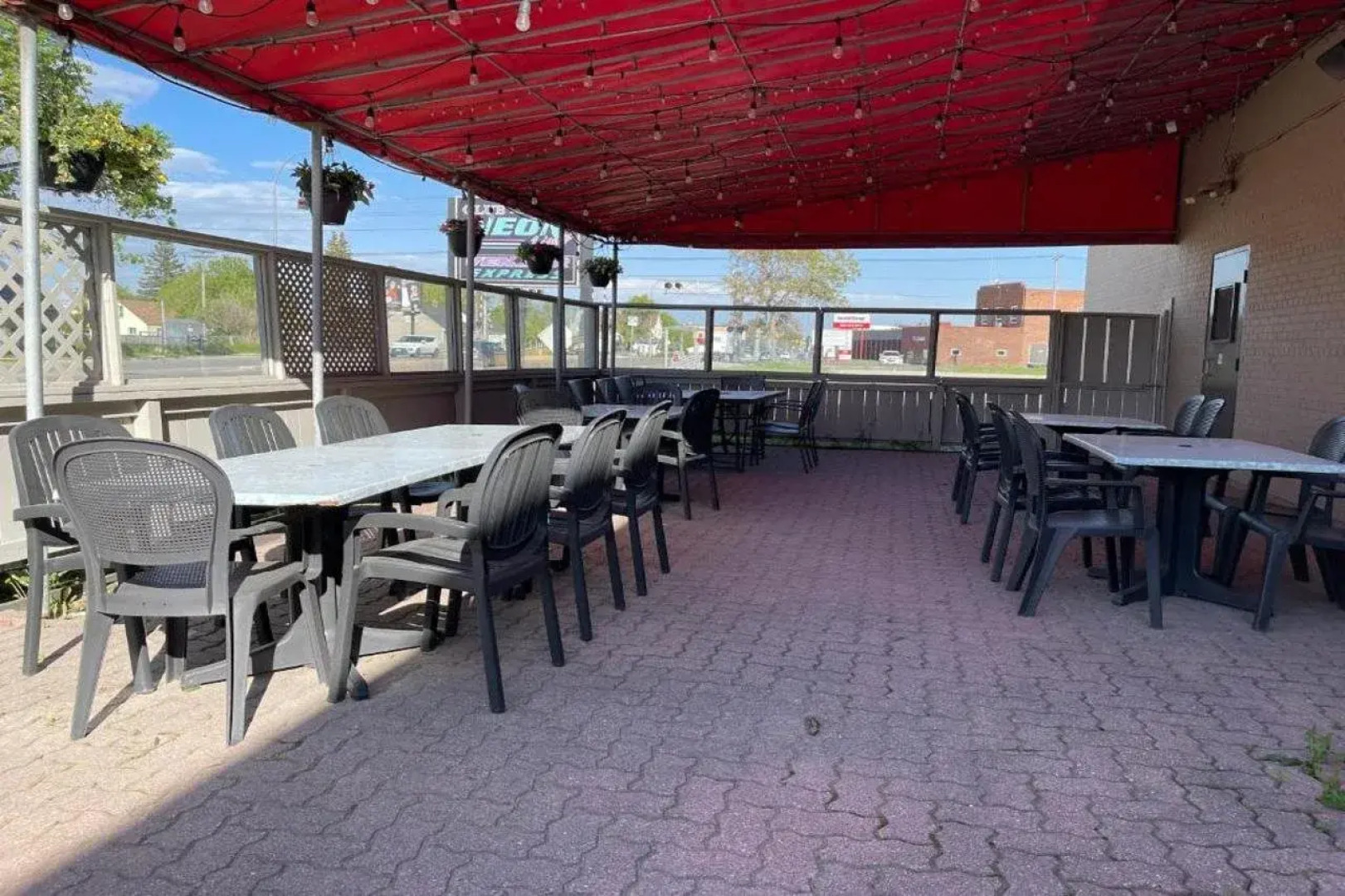 Travelodge By Wyndham Winnipeg Airport