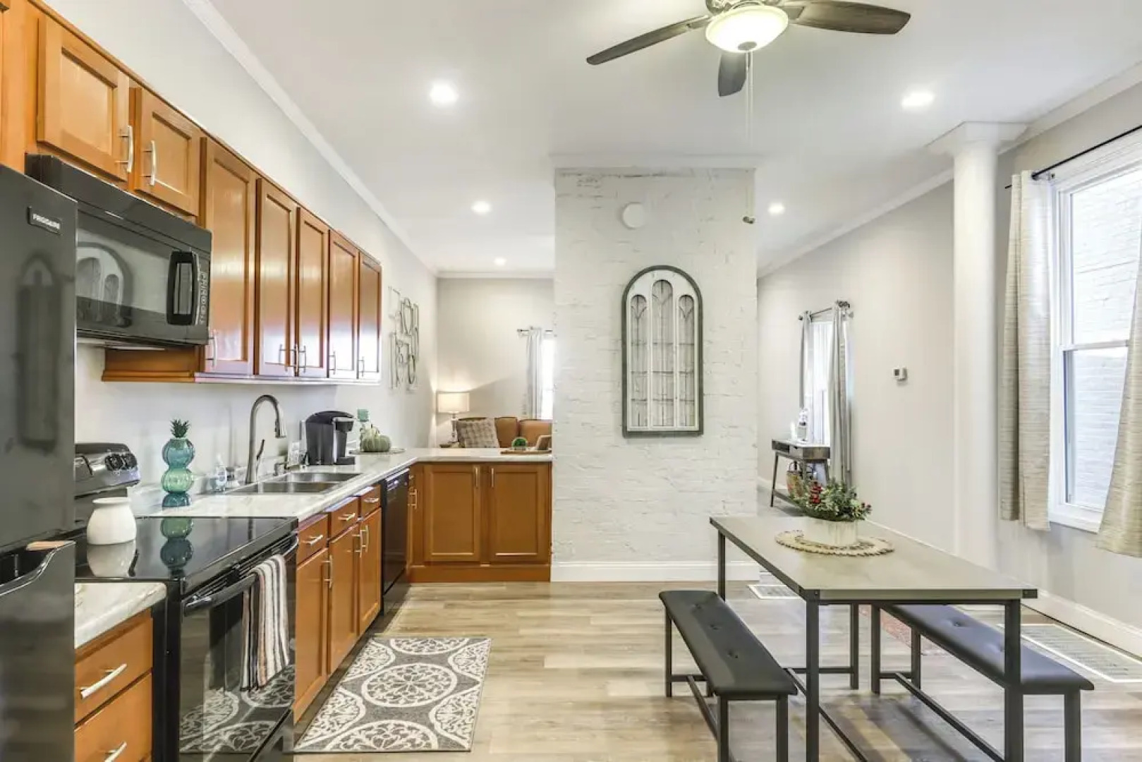 3 Mi to Dtwn: Covington Getaway w/ Backyard