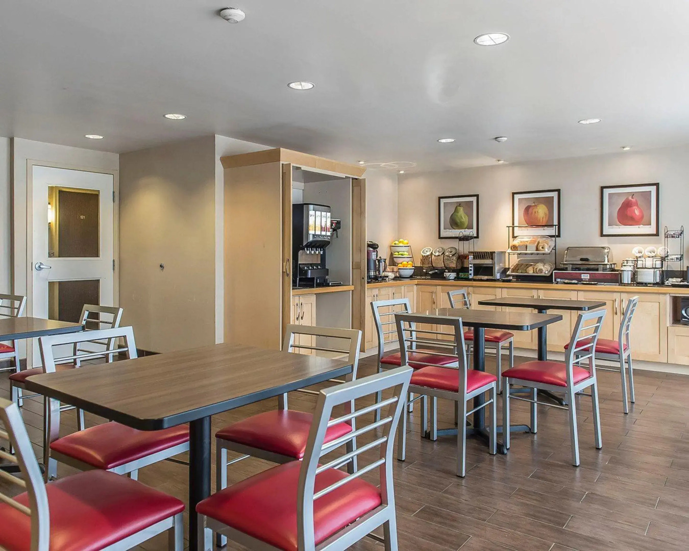 Comfort Inn Highway 401