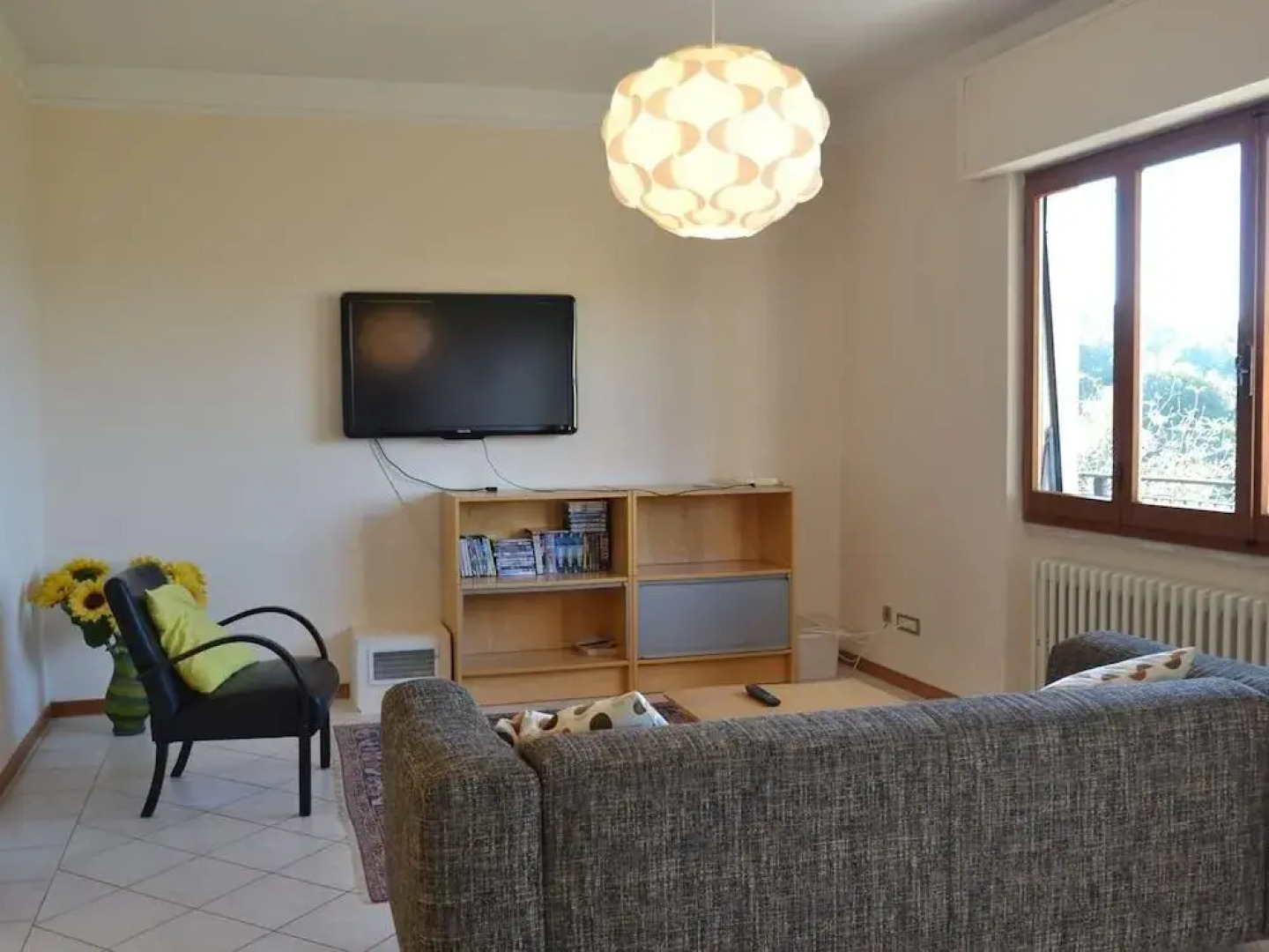 Modern Poolside Home in Pescia