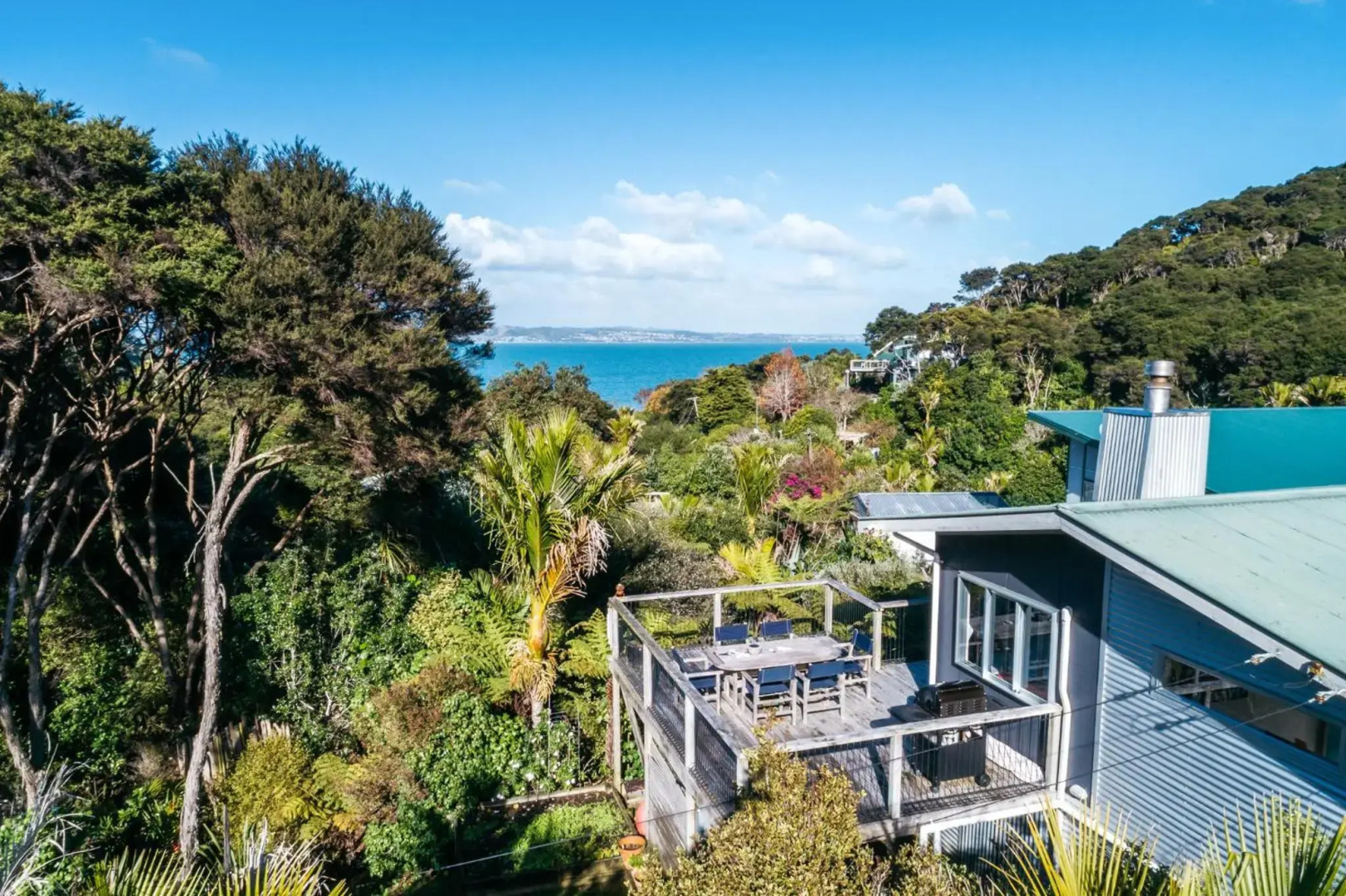 The Fat Pigeon - Omiha Holiday Home