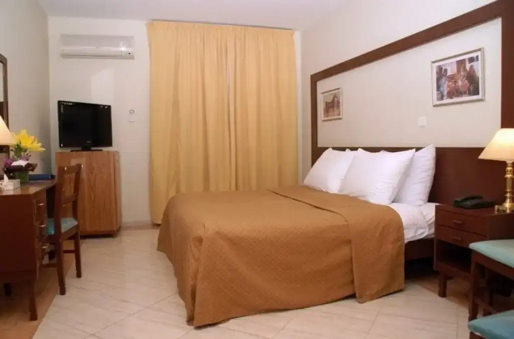 Aquavista Hotel & Suites