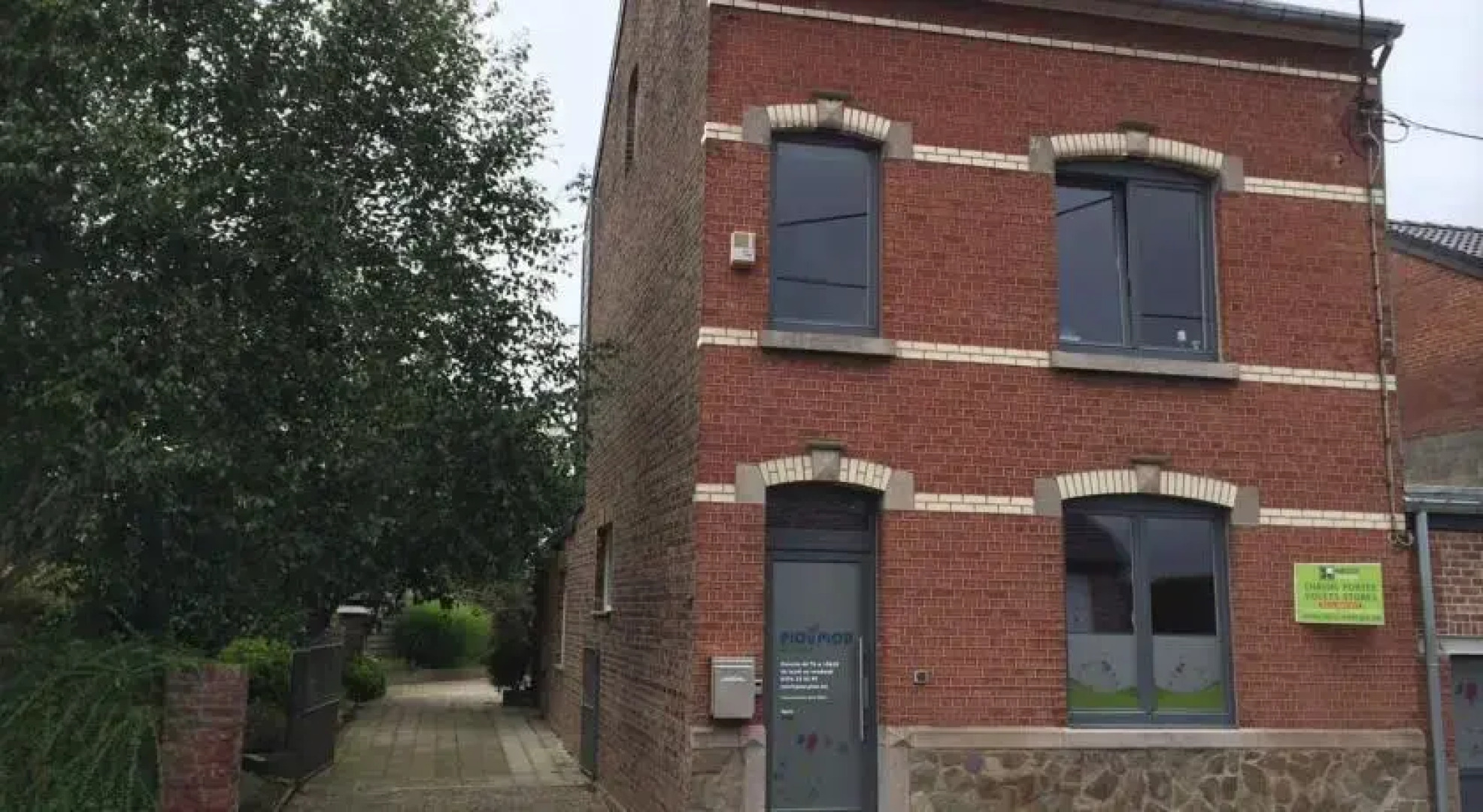 Fenêtre sur Fexhe Le-Haut-Clocher