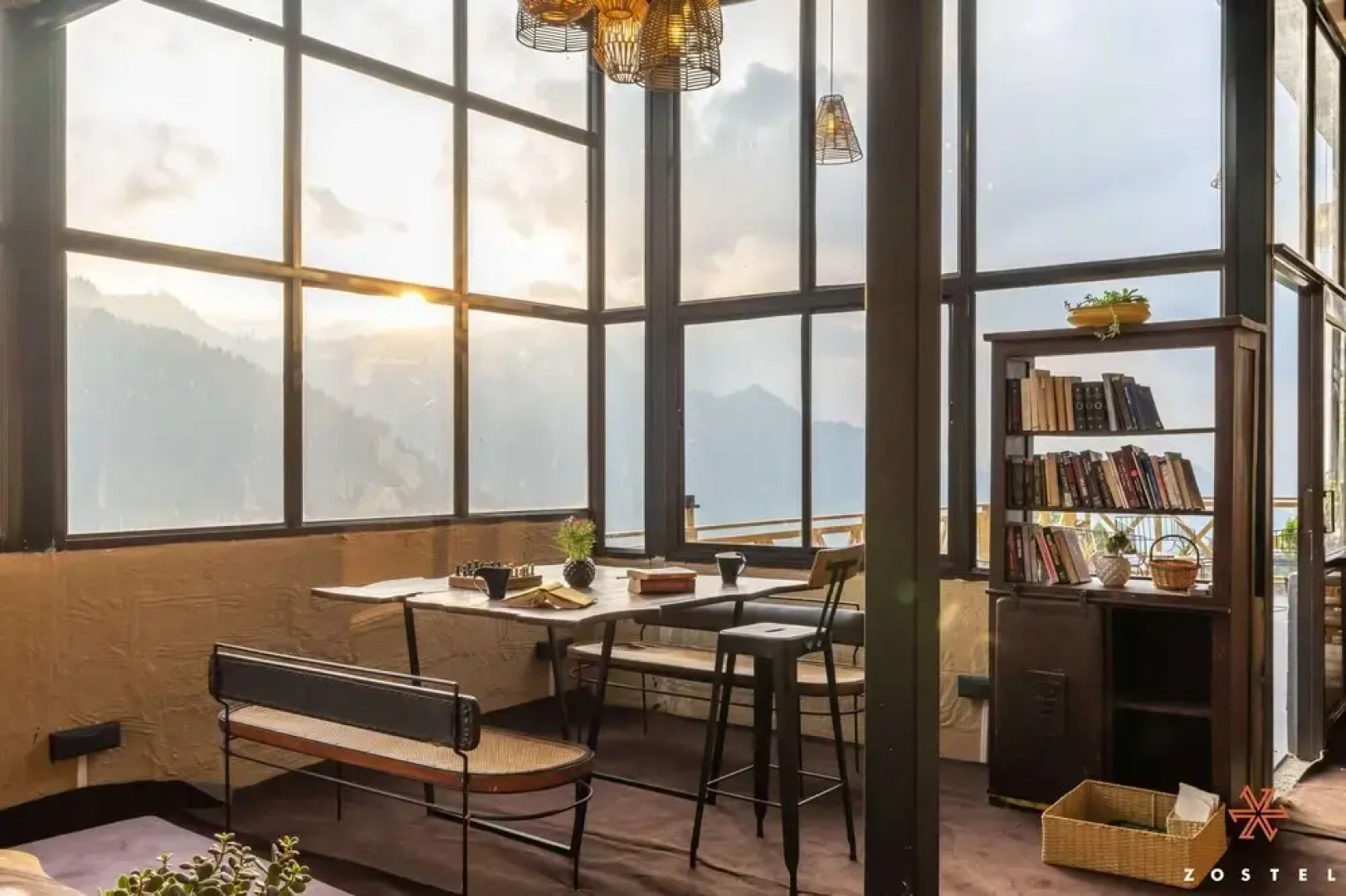 Zostel Shoja - Jibhi