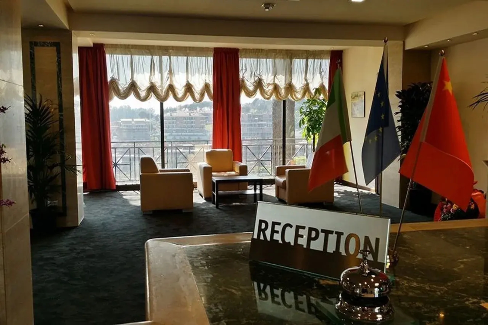 Regal Park Hotel