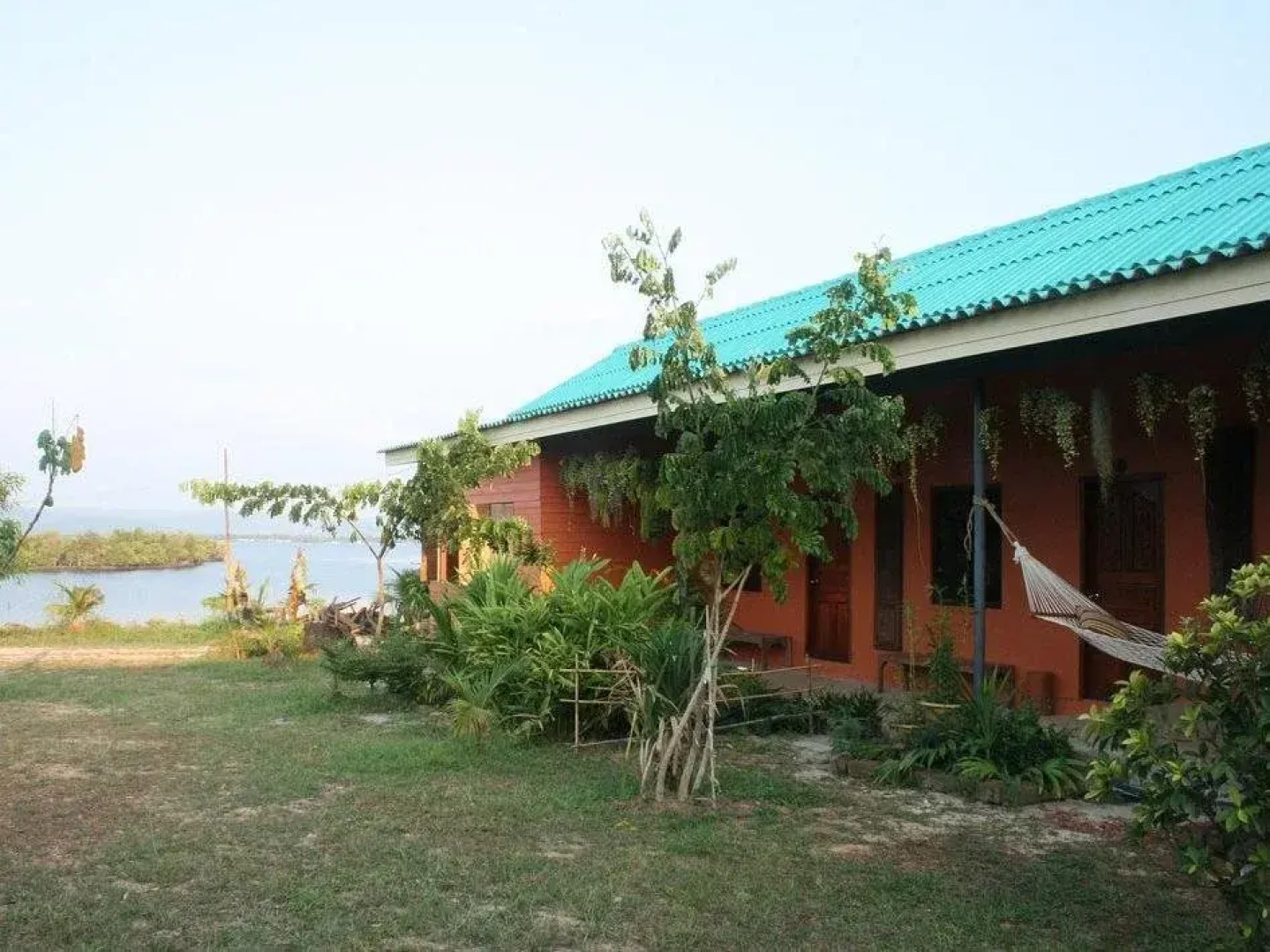 Thmorda Garden Riverside Resort