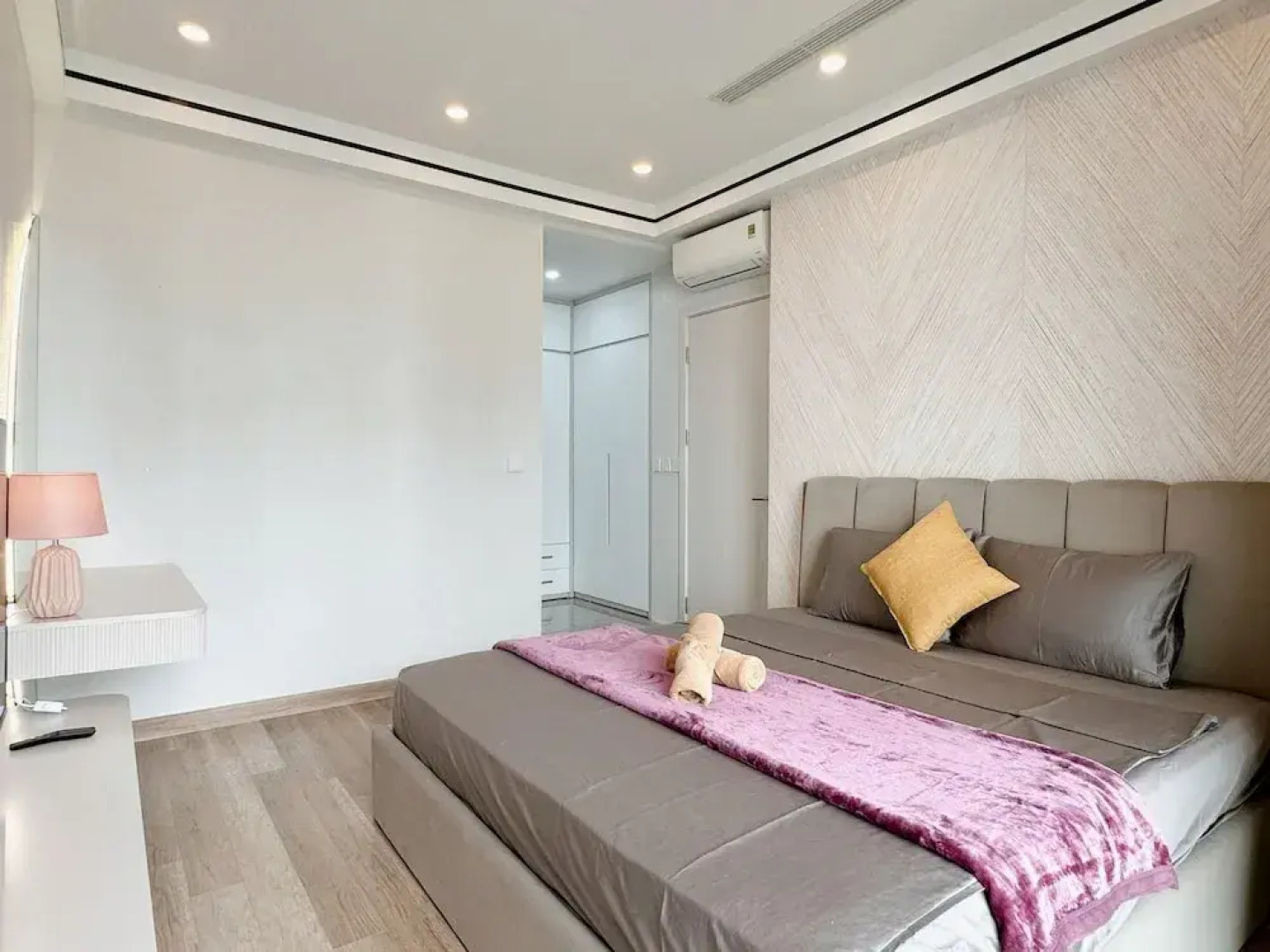 Sol Forest Ecopark Apartments