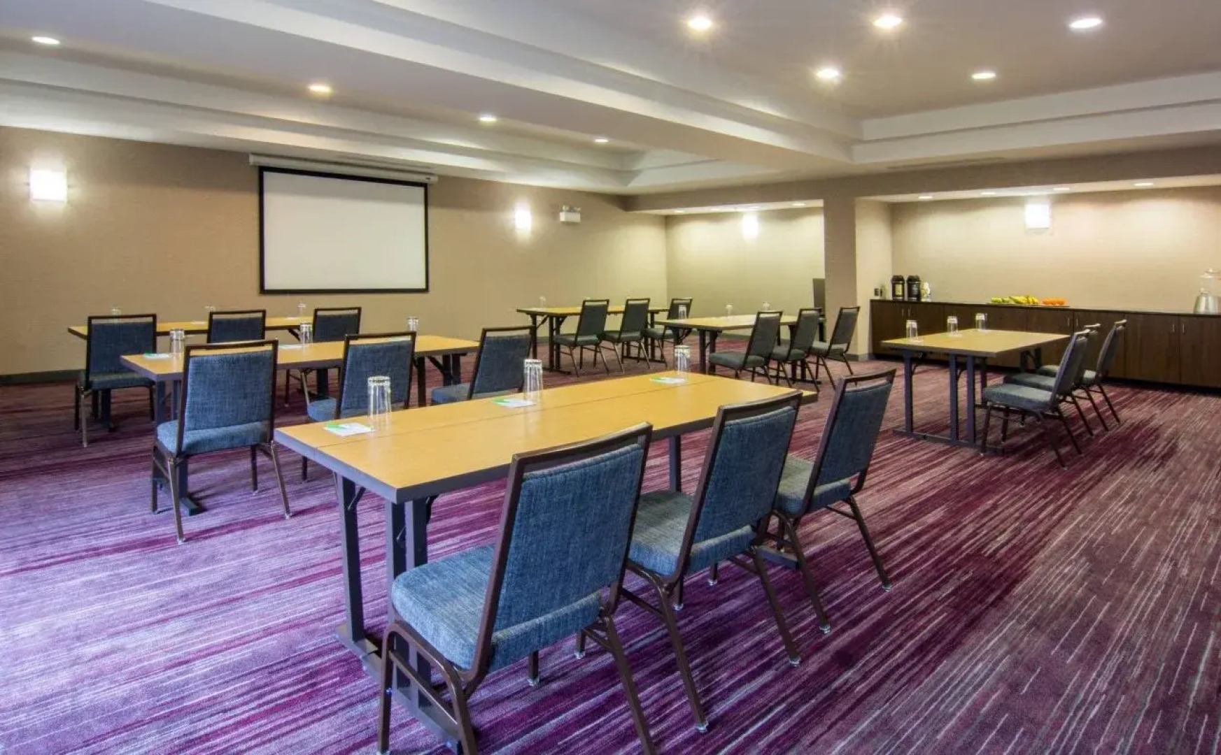 Courtyard by Marriott Clarksville