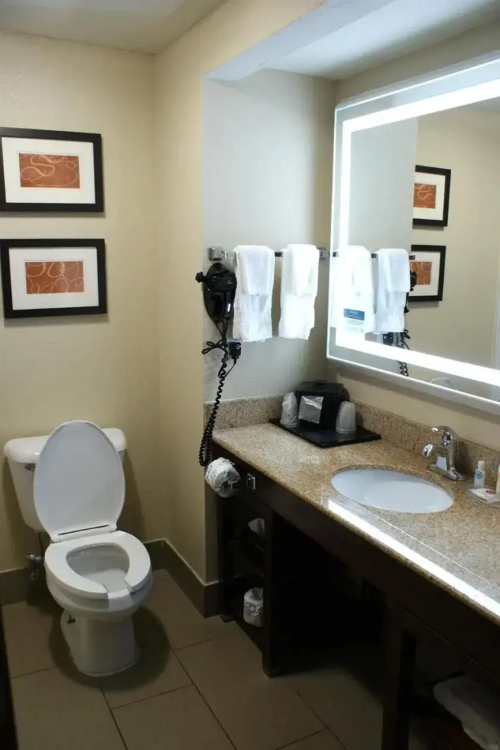 Comfort Suites Cookeville