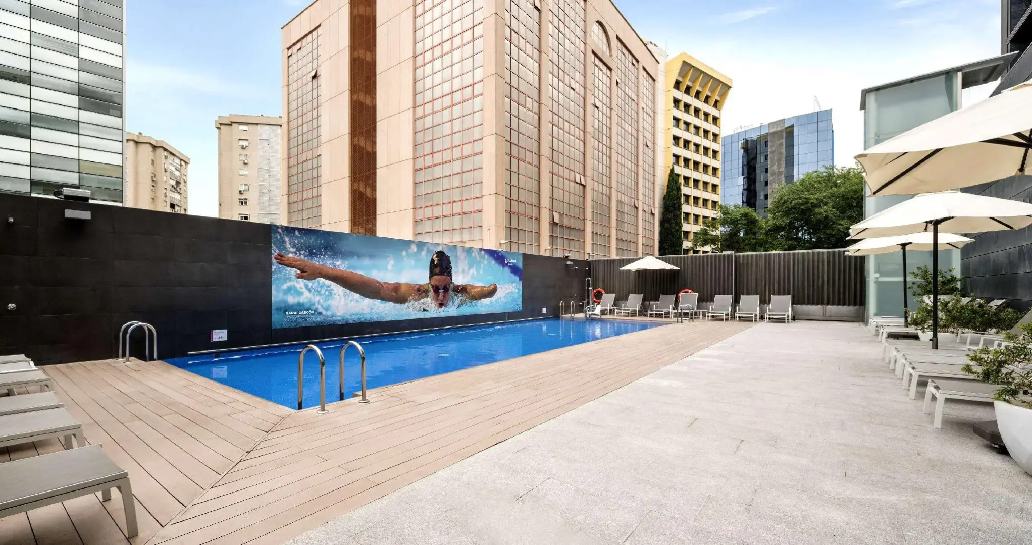 Отель ILUNION Atrium