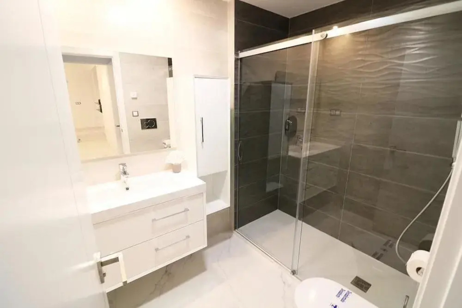 Ocean View Apartments - Marholidays