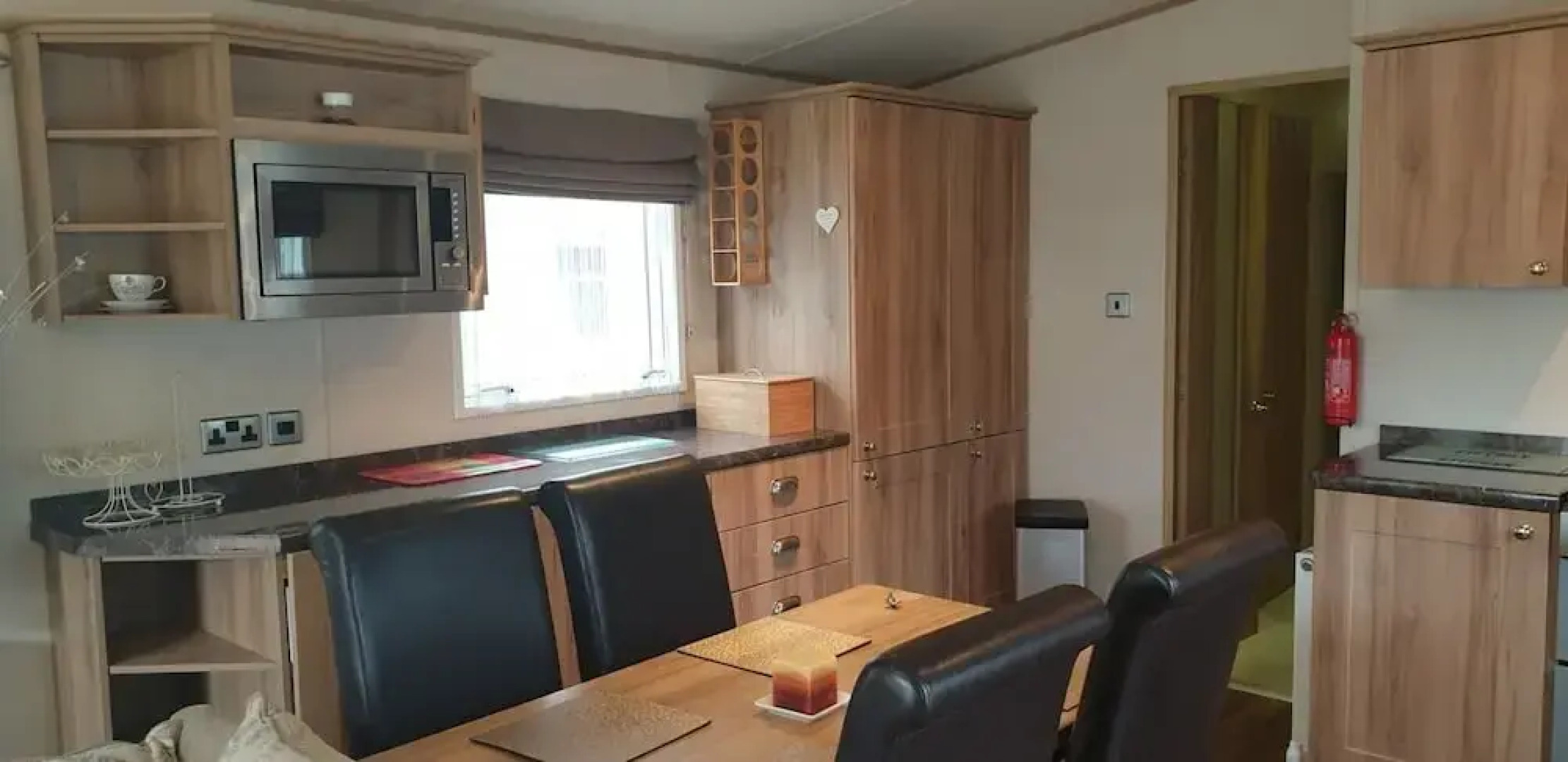2-bed Caravan - Oakdene Forest Park
