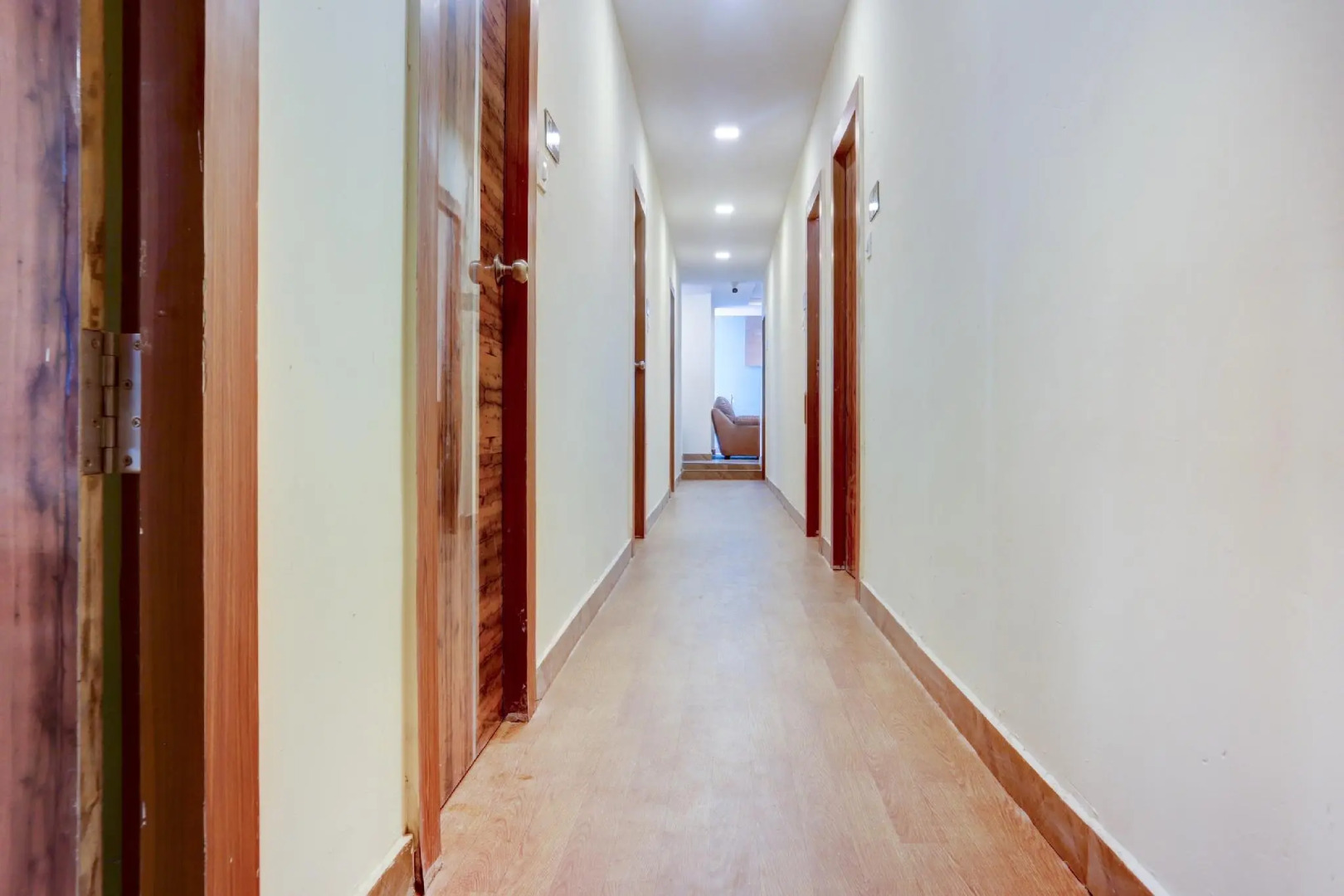 OYO Flagship 83265 Hotel R Square