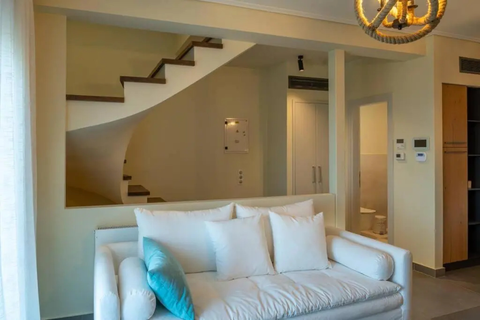 Villa Kalamos / Sea View and Pool nearby Athens