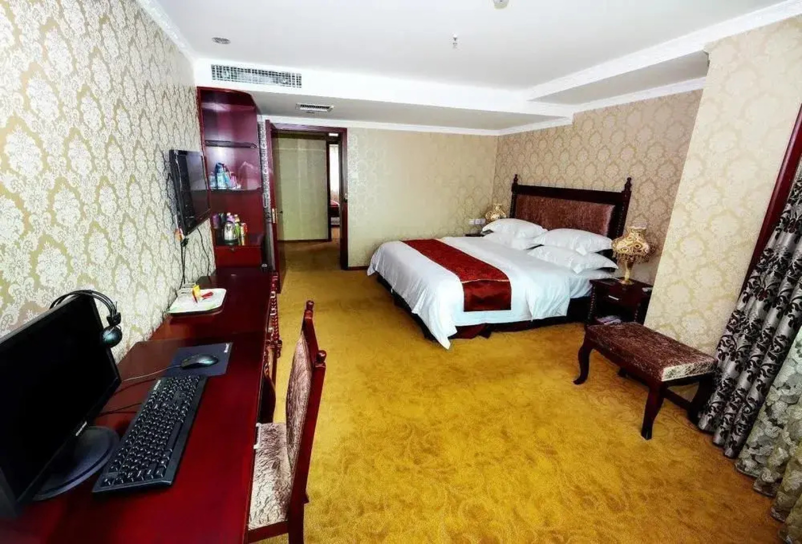 Century Sunshine Hotel