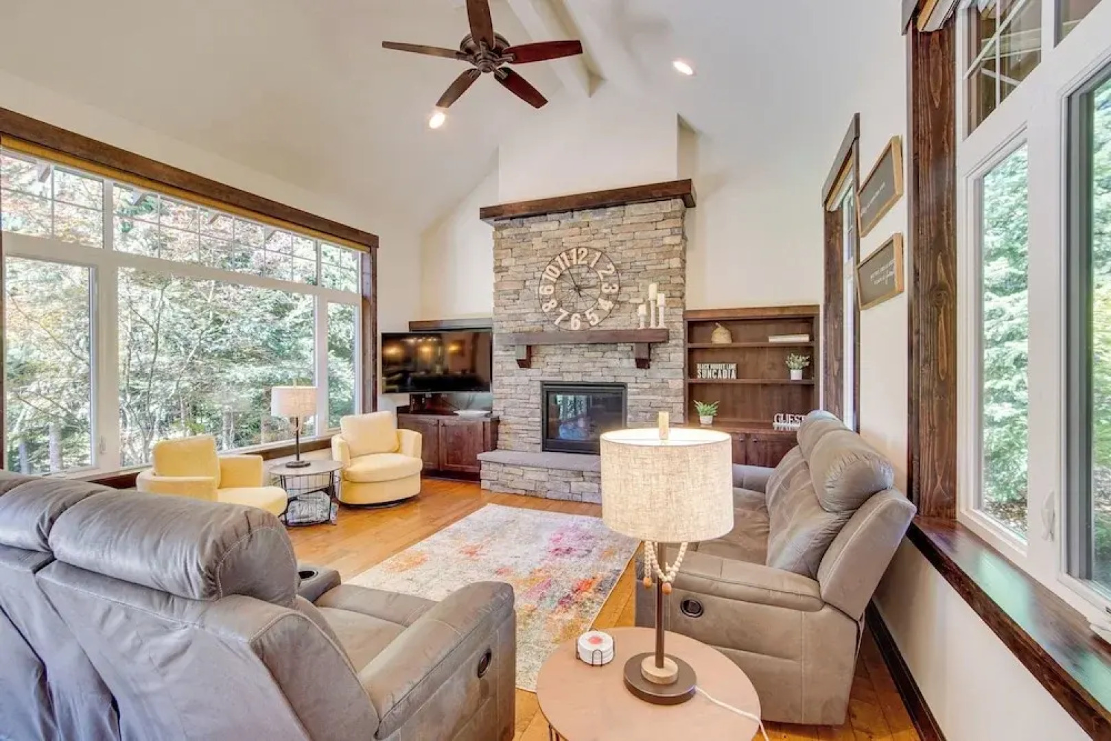 Luxury Home in Suncadia Hot Tub + Fire Pit!