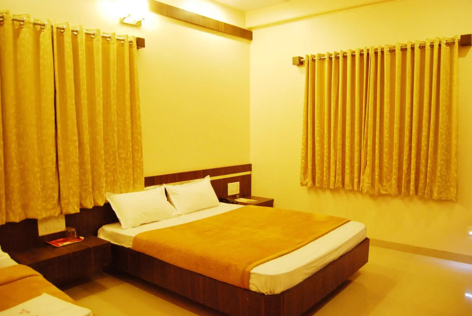 Hotel Lee Grand