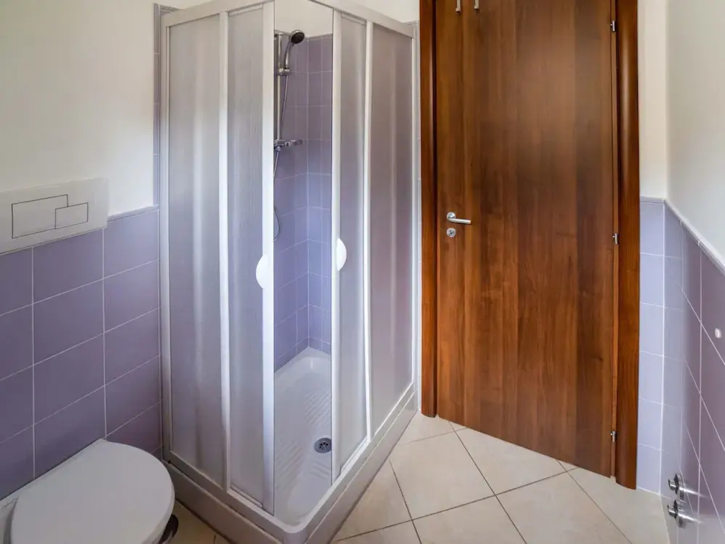 Hill View Apartment in Bosco With Terrace