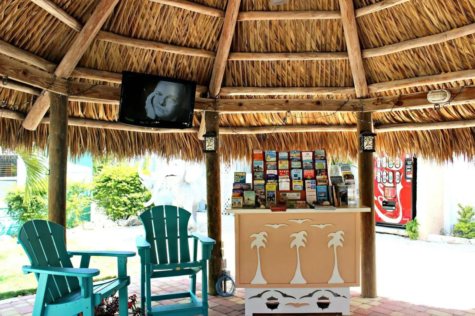 Sunset Cove Beach Resort