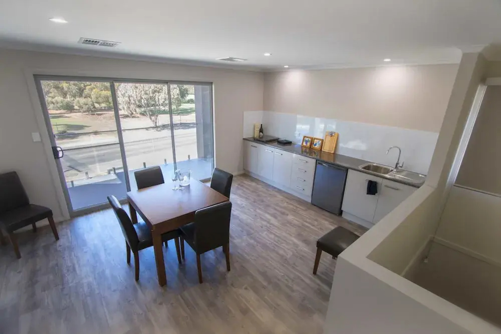 The Races - Swanport