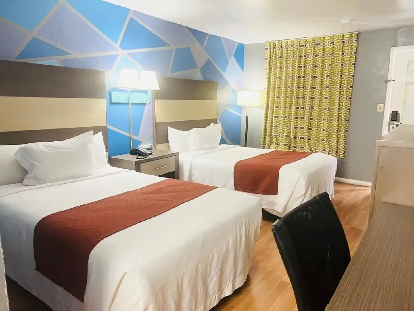 Hometown INN