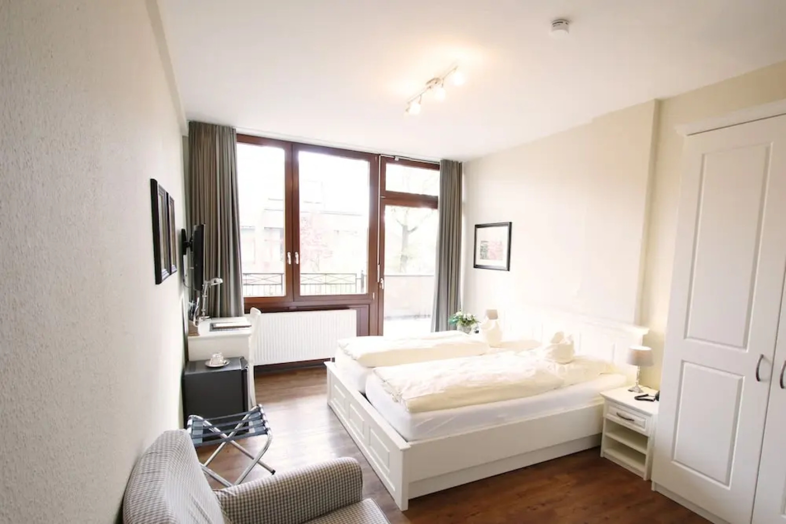 Hotel Am Kaponier GmbH